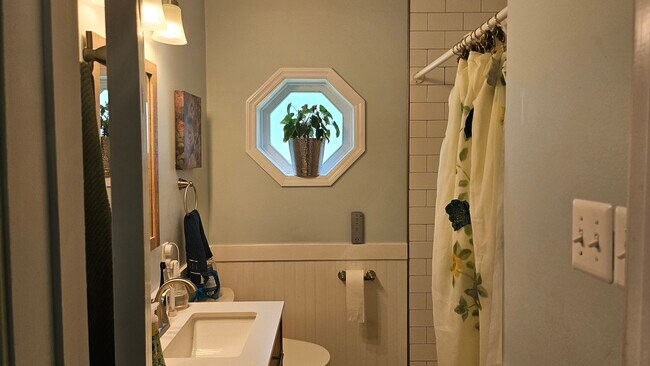 Foto del edificio - 36898 Bushwood Wharf Rd