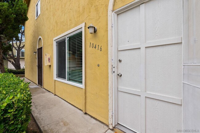 Building Photo - 10416 Caminito Rimini