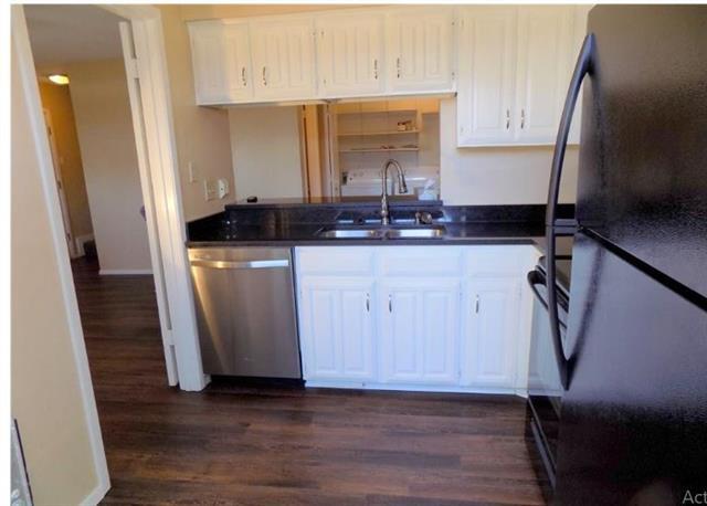 Foto del edificio - 14800 Enterprise Dr