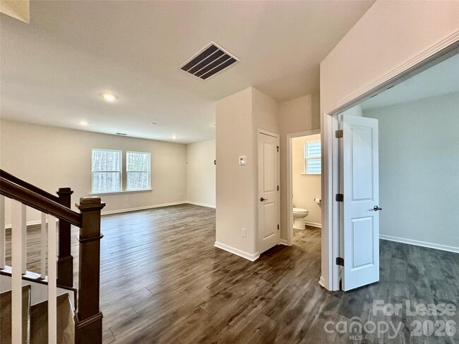 Building Photo - 6012 Chumbley Pt Rd