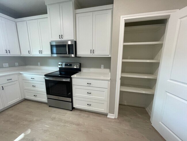 Foto del edificio - Beautiful New Construction Home in Whiteho...