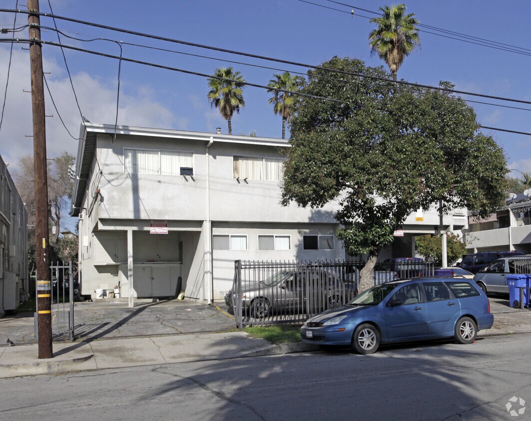 Building Photo - 14654 Hubbard Ave