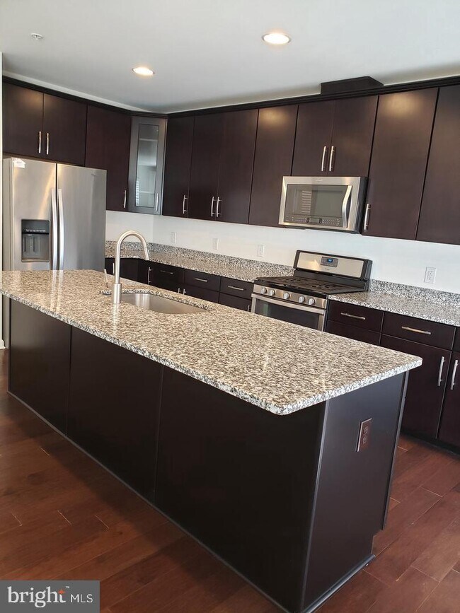Foto del edificio - 16900 Porters Inn Dr
