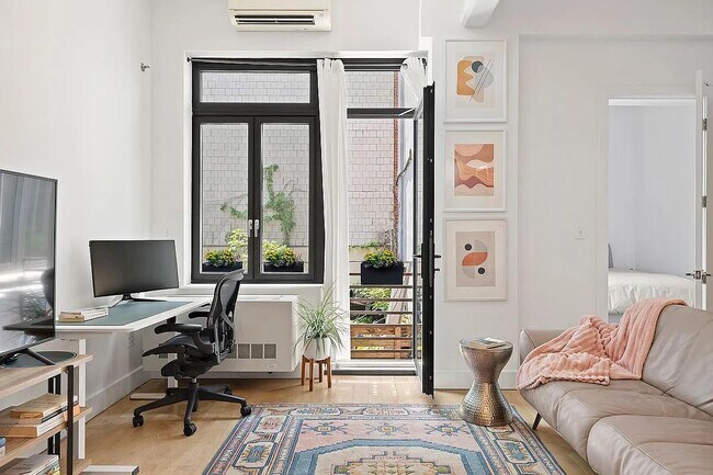 Foto del edificio - 242 S 1st St