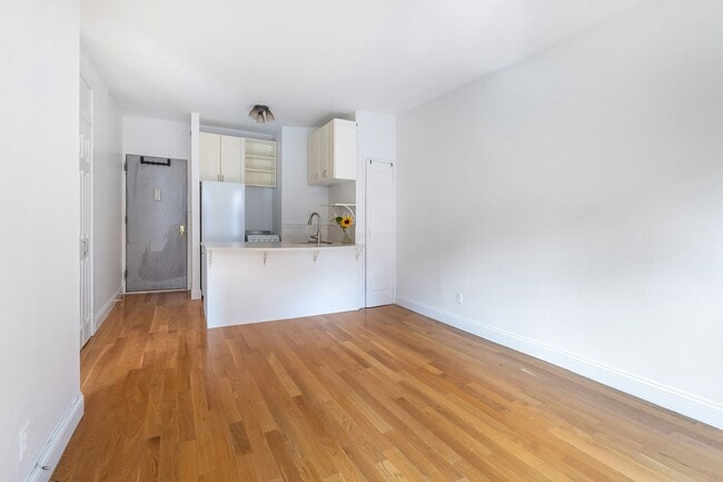 Foto del edificio - 160 E 91st St