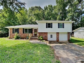 Building Photo - 575 Cherry Ln