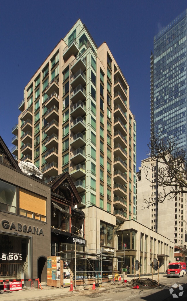 Primary Photo - 100 Yorkville at Bellair