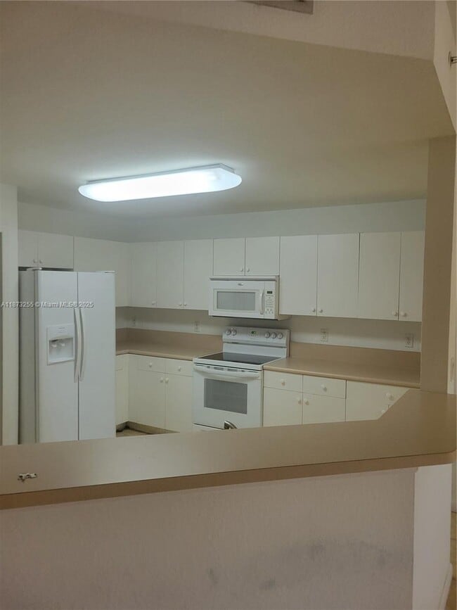 Building Photo - 11102 NW 83rd St