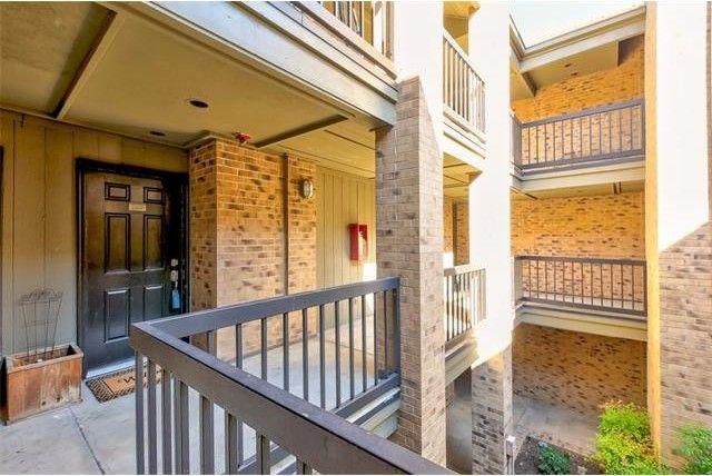 Building Photo - 8888 Tallwood