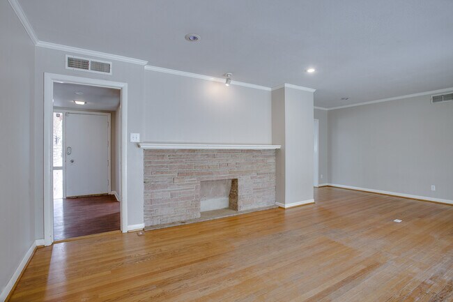 Building Photo - 3604 24th St