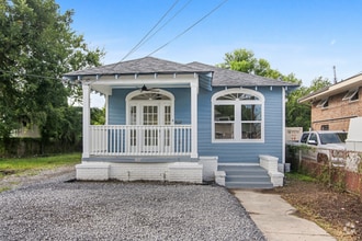 Building Photo - 4922 Clara St