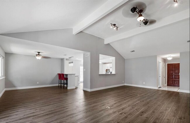 Foto del edificio - 2622 Gilliom Dr