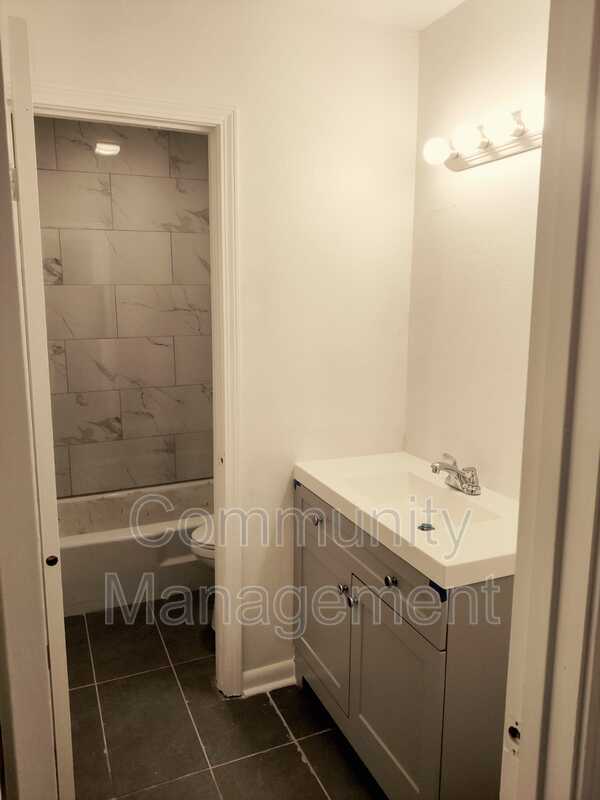 Building Photo - 459 Apartment Ct Dr