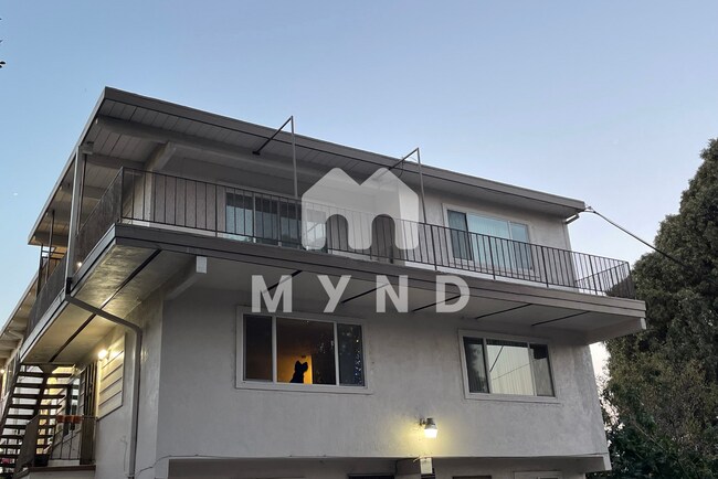 Building Photo - 3107 Willow Rd Apt G