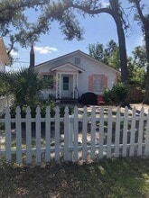 Building Photo - 340 N Cove Blvd
