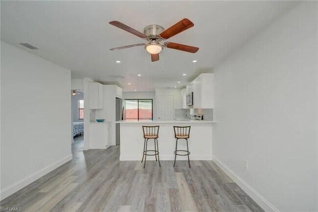 Foto del edificio - 27650 Imperial Shores Blvd