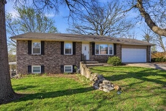 Building Photo - 2307 Sears Ct