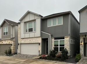 Building Photo - 8409 Soaring Sky Ln
