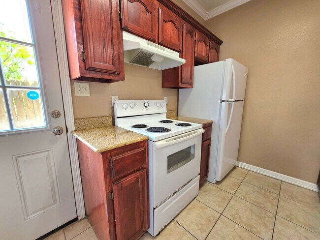 Foto del edificio - 3013 Treasure Haven Dr