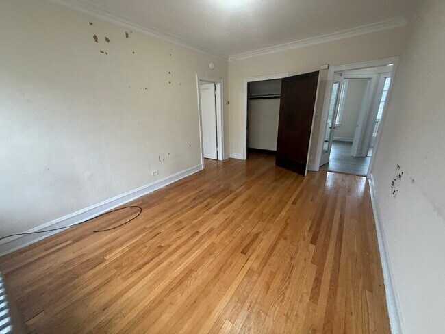 Foto del edificio - 2140 Gunderson Ave
