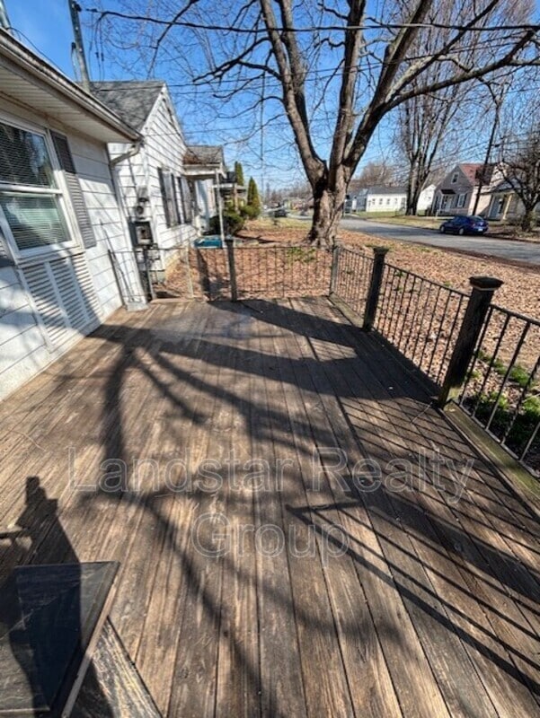 Building Photo - 3762 Parthenia Ave