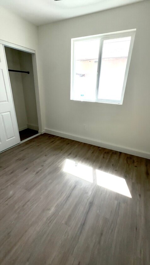 Foto del edificio - 240 Sunny Halo Ct