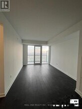 Building Photo - 105-LP105 Oneida Crescent