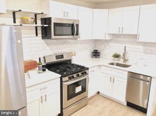 Primary Photo - 1748 N Bambrey St