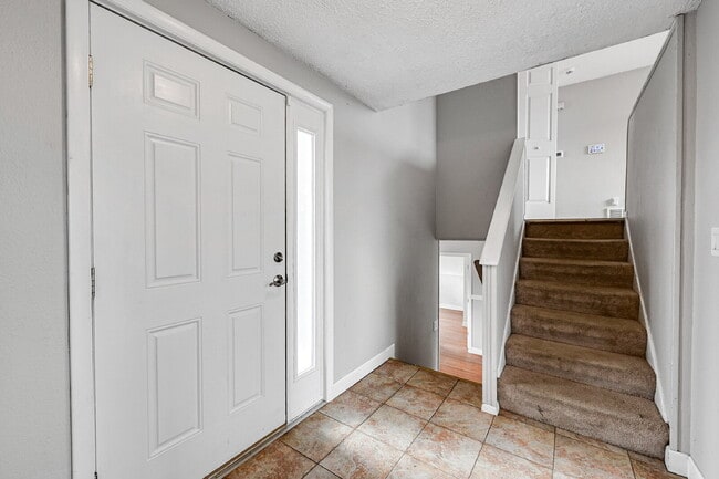 Photo - $1,995.00, 3 bed, 2 bath located in Fountain Apartment