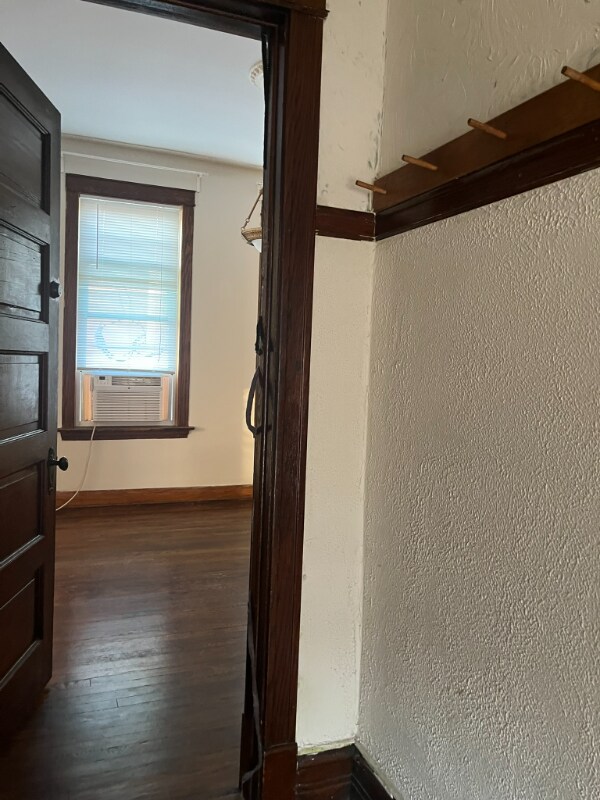 Foto del edificio - 2416 N Washtenaw Ave