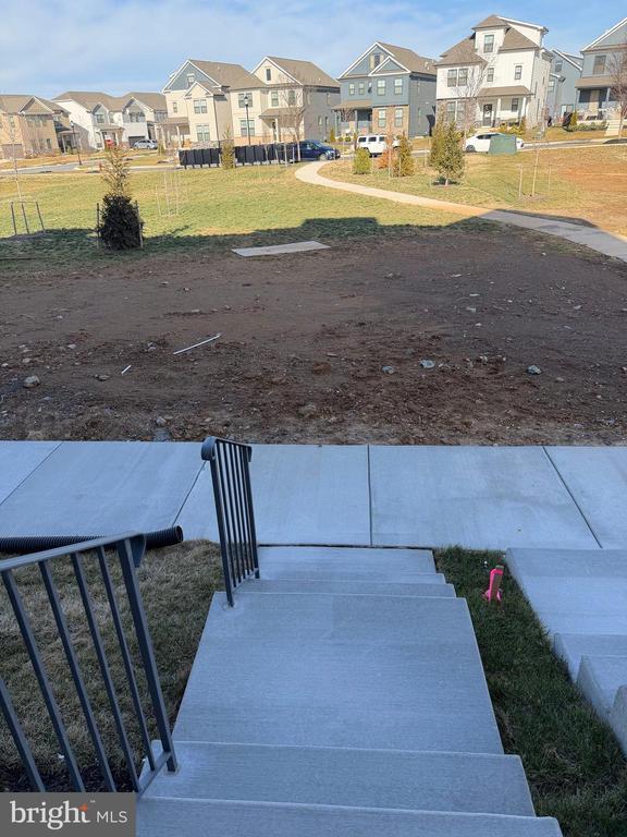 Building Photo - 723 Courier Ln