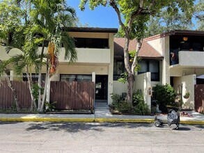 Building Photo - 19448 NE 26th Ave