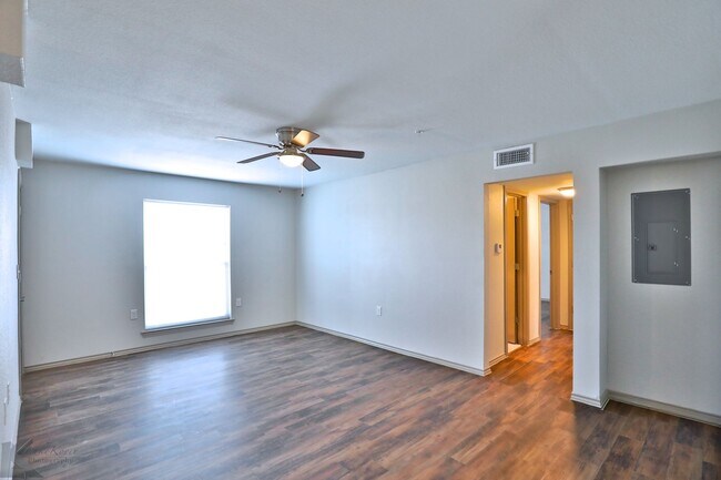 Foto del edificio - Newly Remodeled South Abilene Apartments!