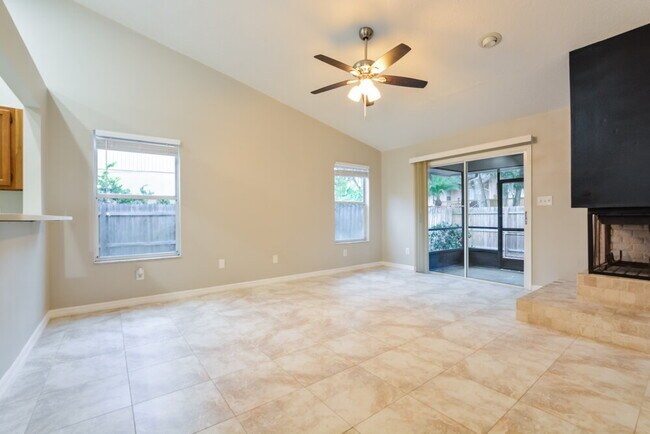 Foto del edificio - 378 Bahia Cir