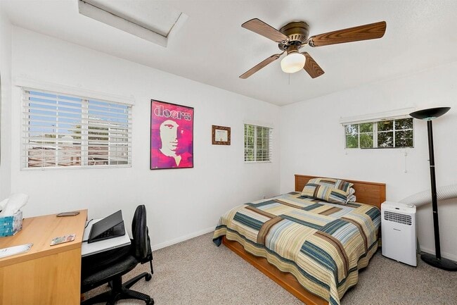 Building Photo - 3720 Louisiana St