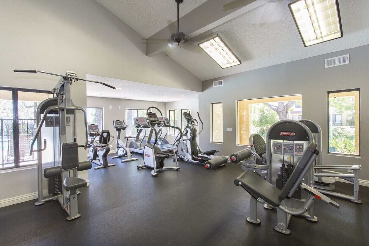 IMT Summerset Village Apartments in Chatsworth, CA Westside Rentals
