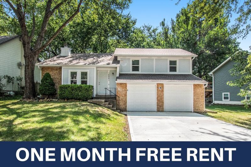 14001 S Summertree Ln, Olathe, KS 66062 House Rental in Olathe, KS