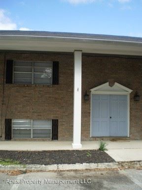 Primary Photo - 302 S David Ln