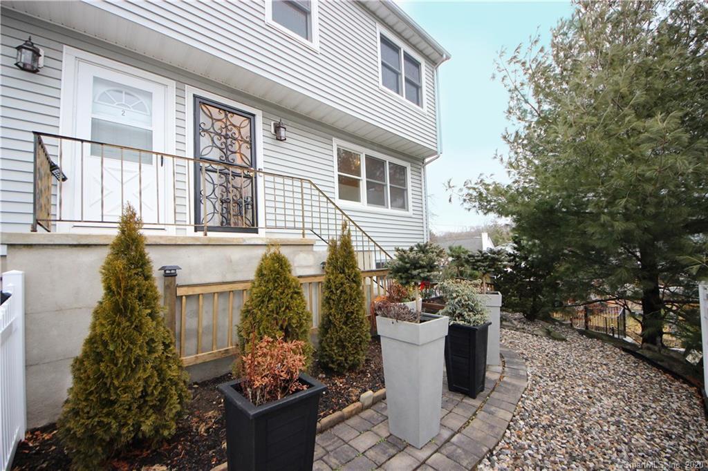 60 Cos Cob Ave Unit 2, Greenwich, CT 06807 Apartment for Rent in