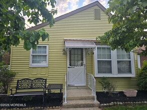 Building Photo - 27A Stonybrook Rd