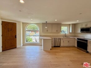 Building Photo - 2807 Dunleer Pl