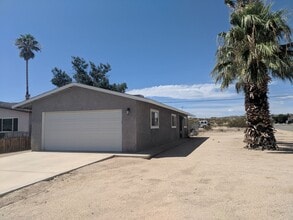 Building Photo - 6326 Mojave Ave
