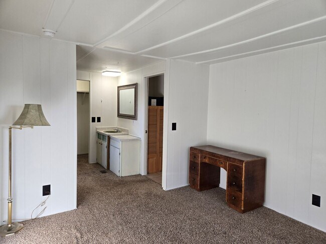 Foto del edificio - Spectacular New Remodel-Flexible lease term-