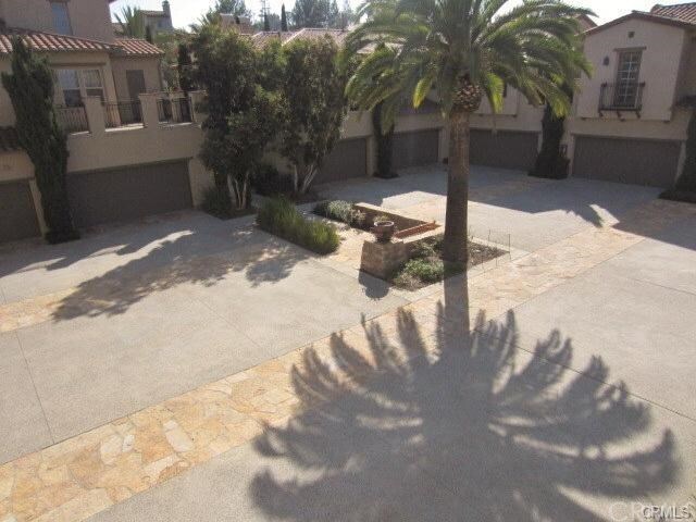 Building Photo - 56 Talmont