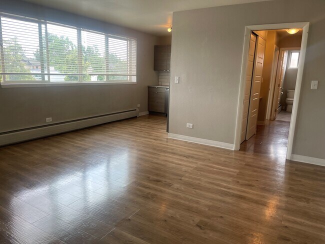 Foto del edificio - 910 S Pearl St