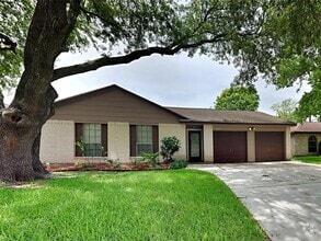Building Photo - 123 Greenshire Dr