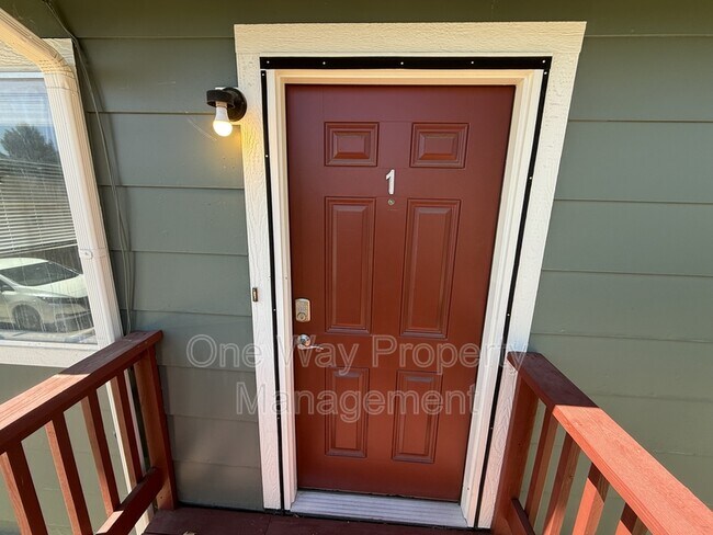Building Photo - 1231 Pleasant Acres Dr