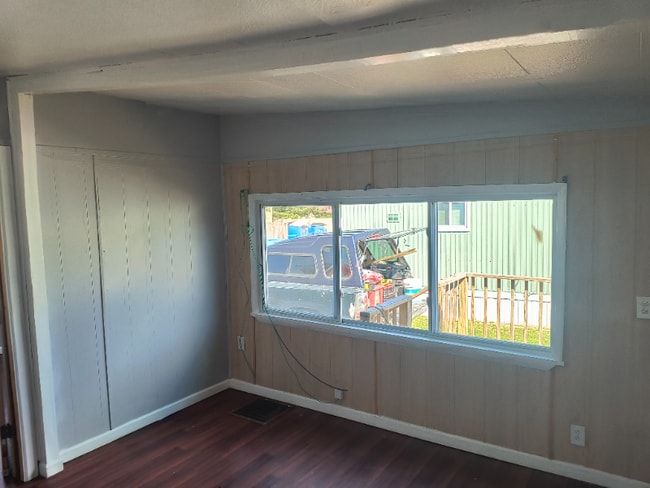 Building Photo - 8464 Cleveland Ave NW