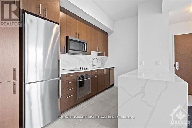 Photo du bâtiment - 805-3805 Carling Ave