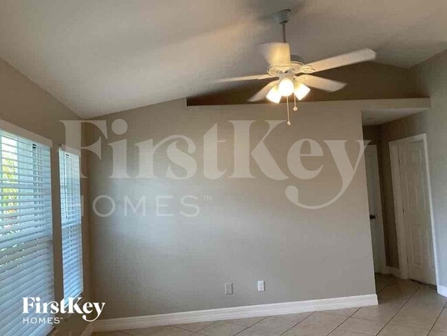 Foto del edificio - 314 SE 15th St